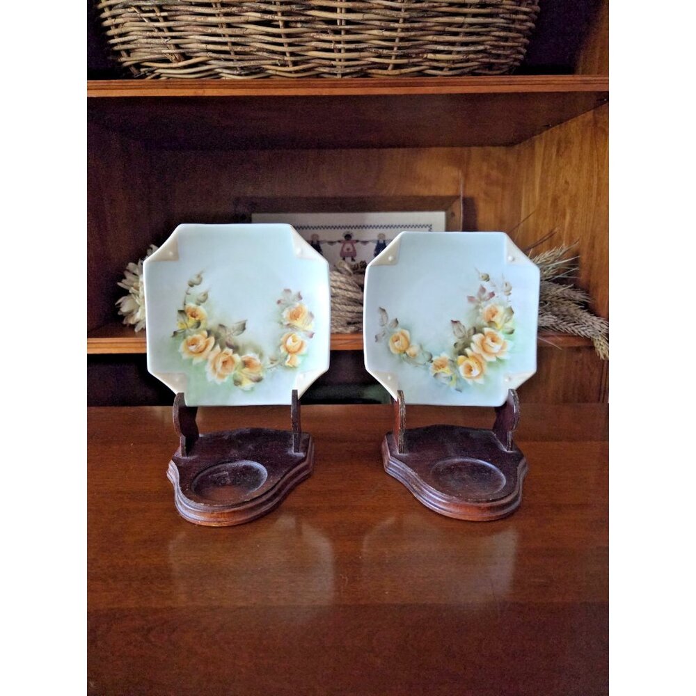 Schumann Bavaria Hand Painted Yellow Roses Plates Signed Becker 5 3/8” Pair